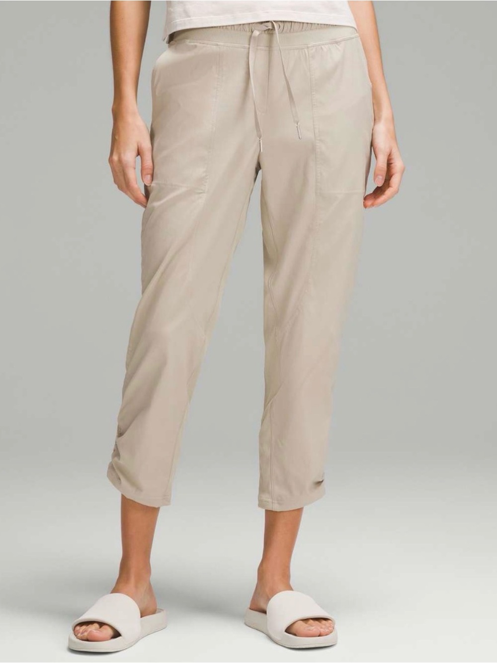 lululemon Dance Studio Mid Rise Crops (NWT) Mojave Tan, Size 6 *adjustable hem